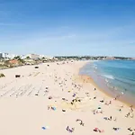 Appartement Rocha 1 *